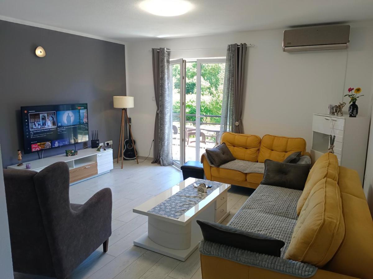 Apartman Irvas コラシン エクステリア 写真